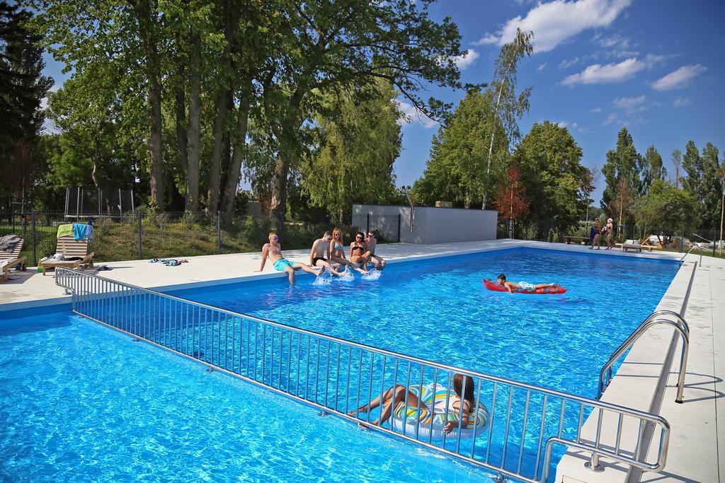 Rezydencja Apartamenty Ostrowski อุสตรอเนียมอร์สเกีย ภายนอก รูปภาพ