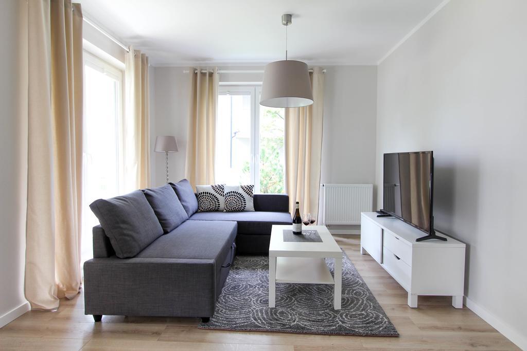 Rezydencja Apartamenty Ostrowski อุสตรอเนียมอร์สเกีย ภายนอก รูปภาพ