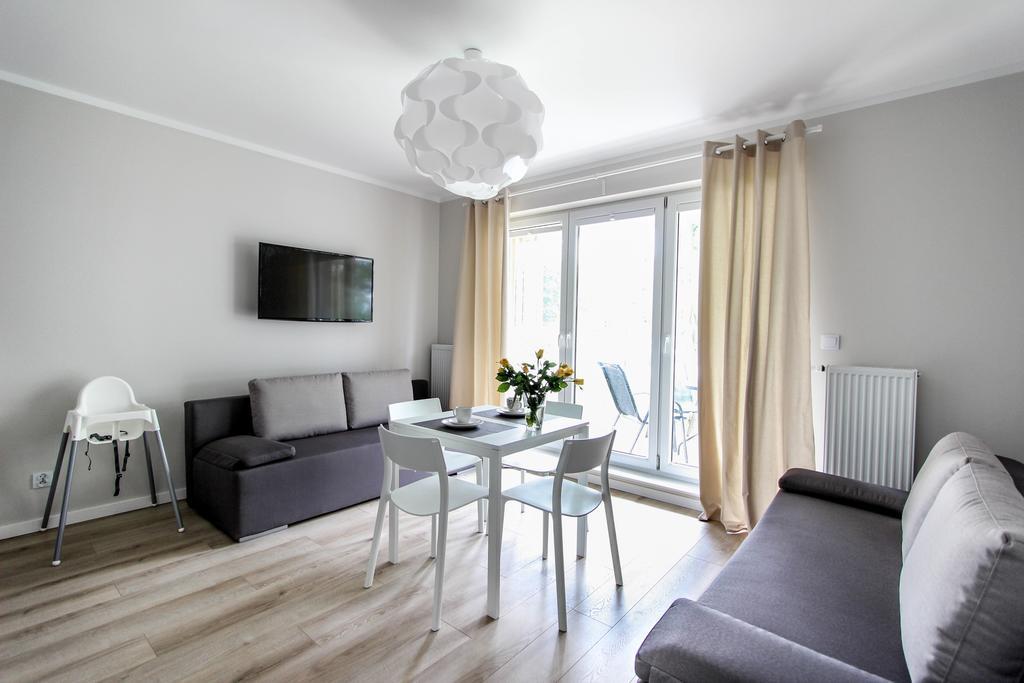 Rezydencja Apartamenty Ostrowski อุสตรอเนียมอร์สเกีย ภายนอก รูปภาพ