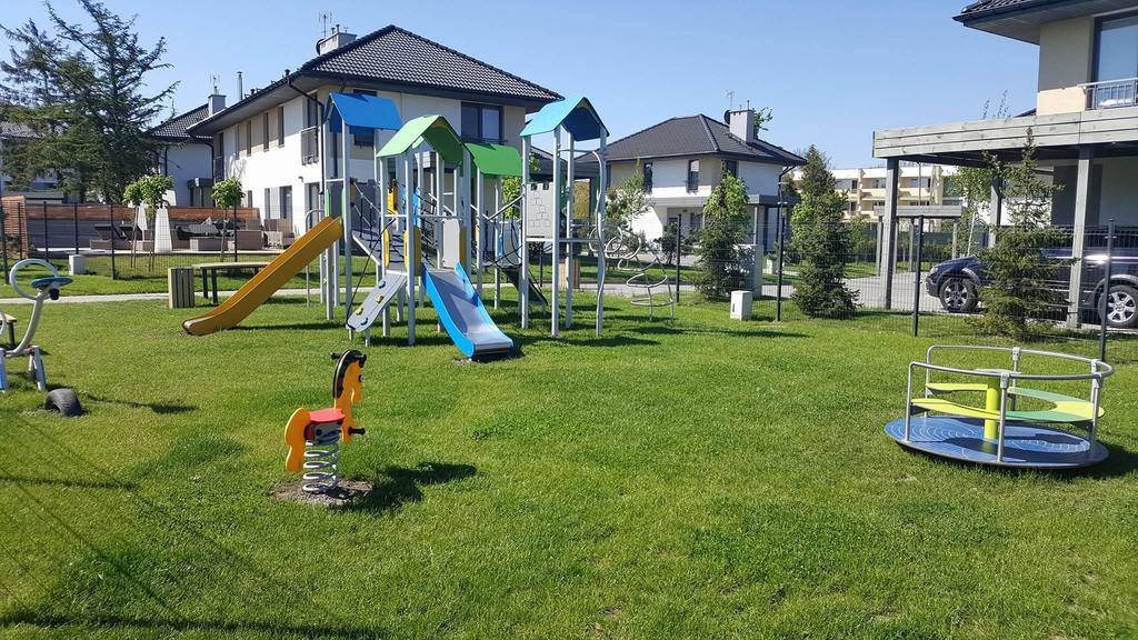 Rezydencja Apartamenty Ostrowski อุสตรอเนียมอร์สเกีย ภายนอก รูปภาพ